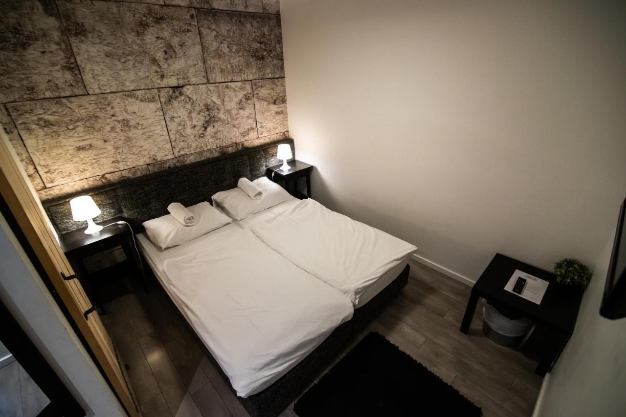 Boutique Hostel Shappy ซาเกร็บ ภายนอก รูปภาพ
