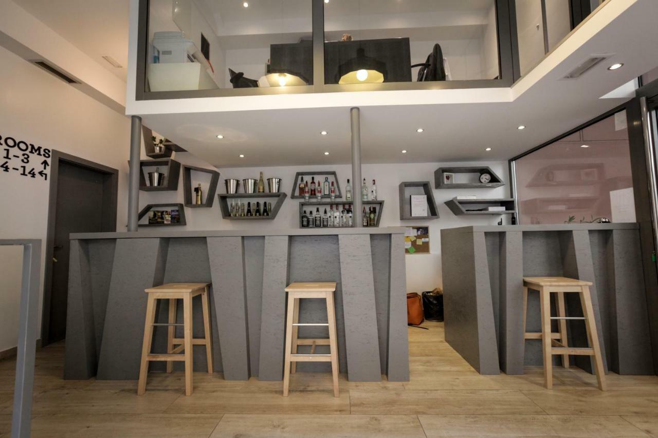 Boutique Hostel Shappy ซาเกร็บ ภายนอก รูปภาพ