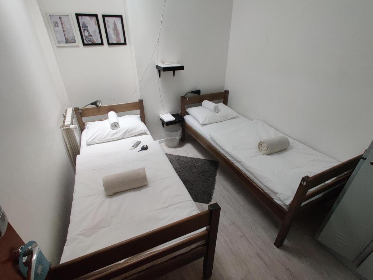 Boutique Hostel Shappy ซาเกร็บ ภายนอก รูปภาพ