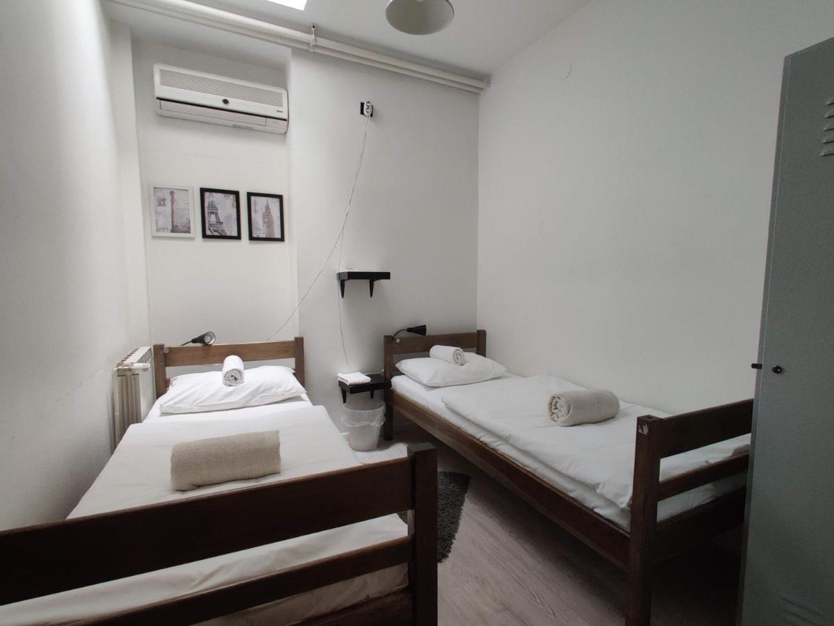 Boutique Hostel Shappy ซาเกร็บ ภายนอก รูปภาพ